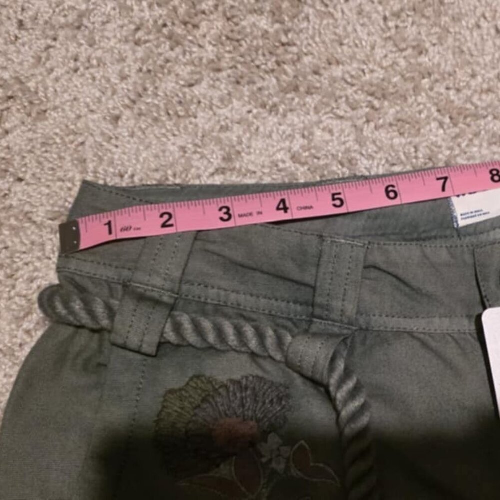 Free People Embroidered Pants - NWT - size 4 - Picture 5 of 6